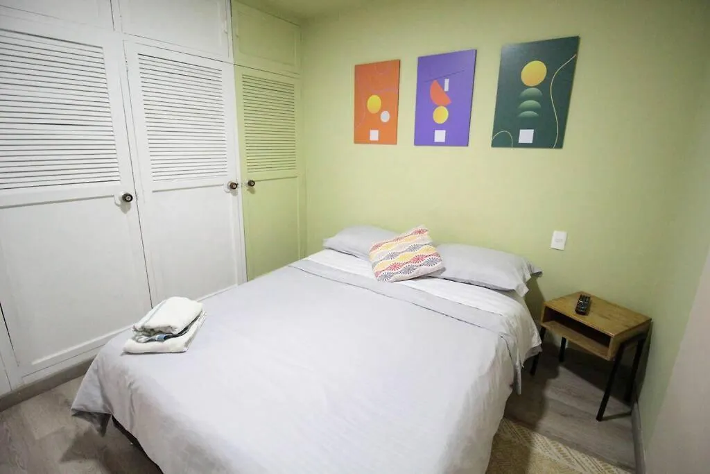 Apartment Aparta Estudio Cerca Al Parque Lleras M202 By Roots Rentals Medellin
